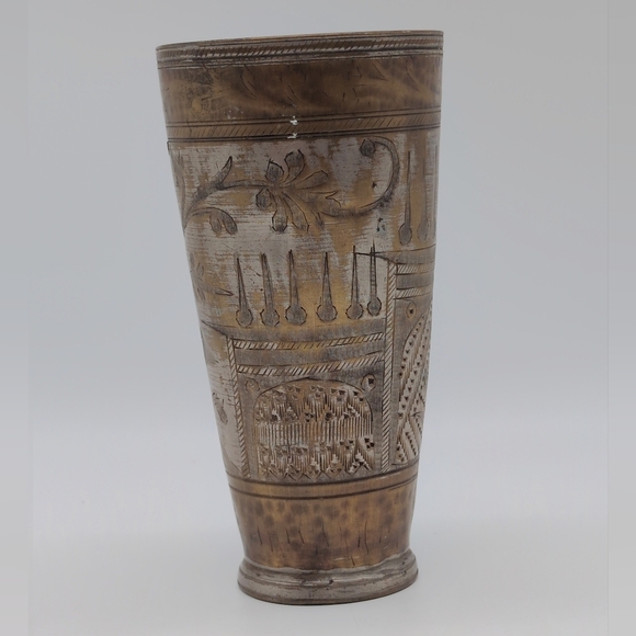 Indian Vintage Ornate Brass Etched Vase 7 Inch - Picture 3 of 9